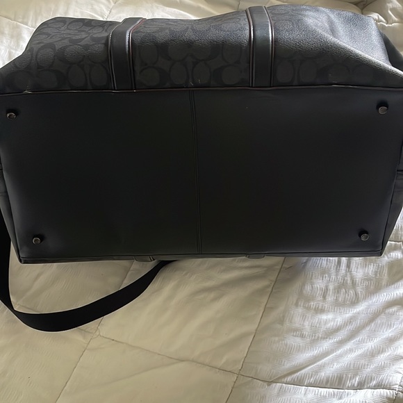 Men’s coach duffel bag, brand new never used. Tags still in pocket! - Picture 8 of 13